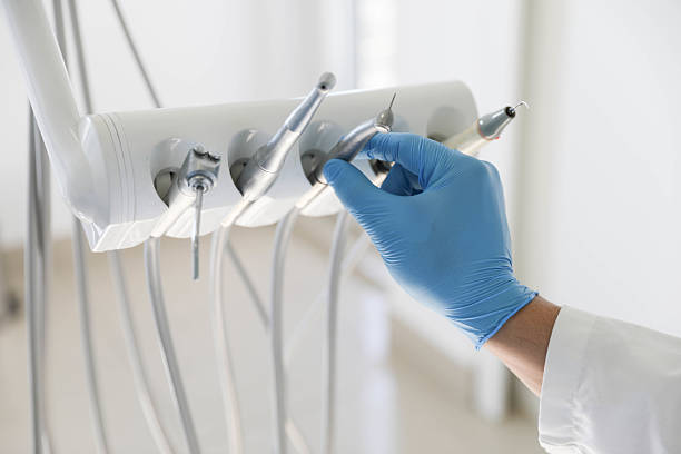 Professional Emergency Dentist technician working in Weldon, NC